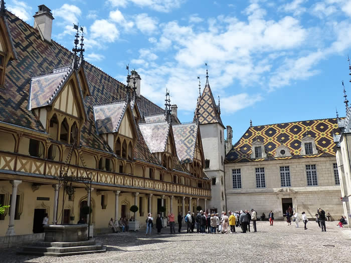 Les Hospices de Beaume